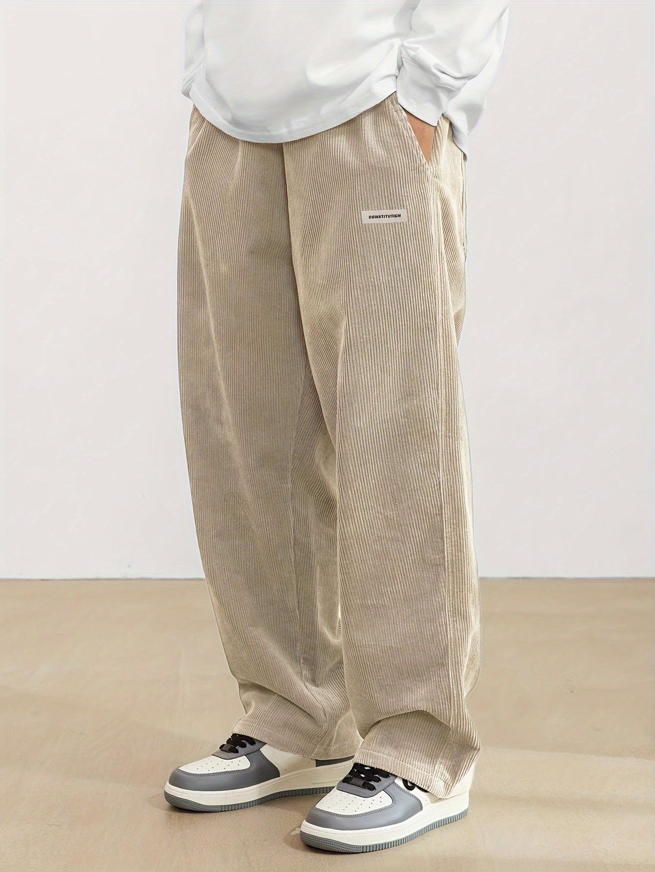 Finn – Stylish Men's Cord Trousers with Practical Pockets - Pants - Flaro