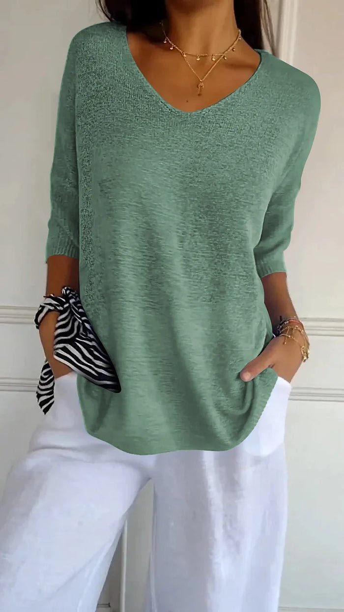 Juna – Elegant V - Neck Knitted Top - Tops - Flaro