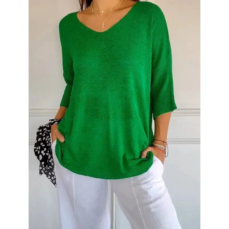 Juna – Elegant V - Neck Knitted Top - Tops - Flaro