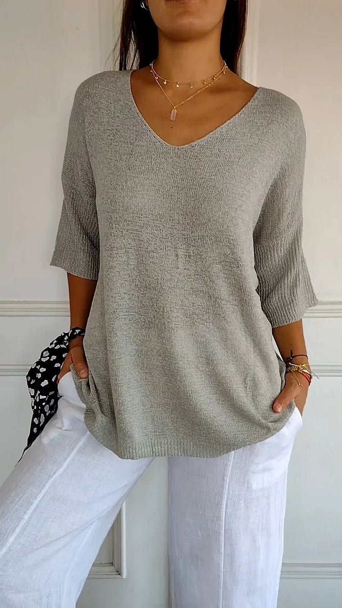 Juna – Elegant V - Neck Knitted Top - Tops - Flaro