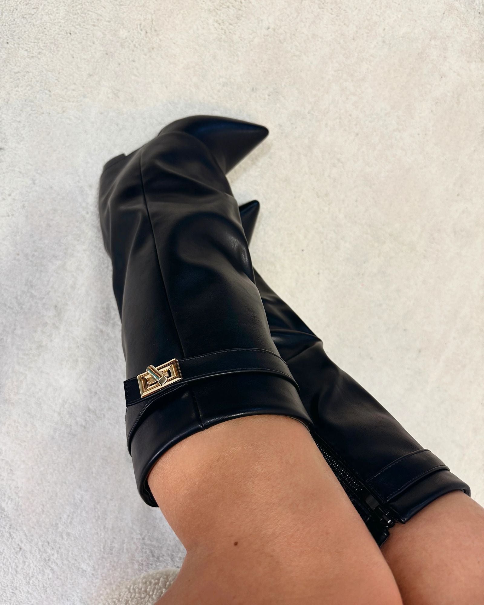 Lisa Luxurious Boots – Elegant Ladies' Boots - Black Leather - 3