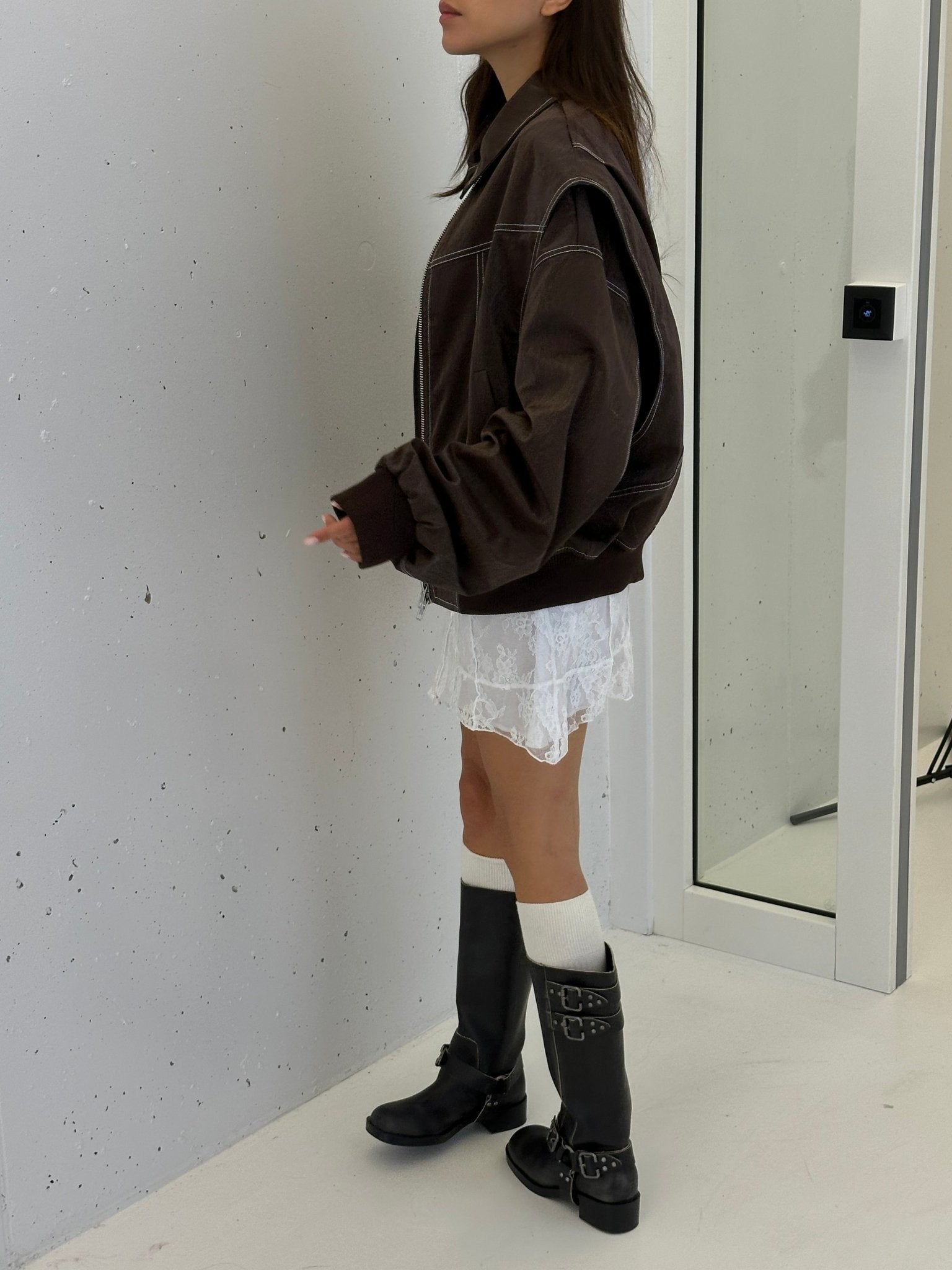 Romy – Oversized Leather Bomber Jacket - Brown - S