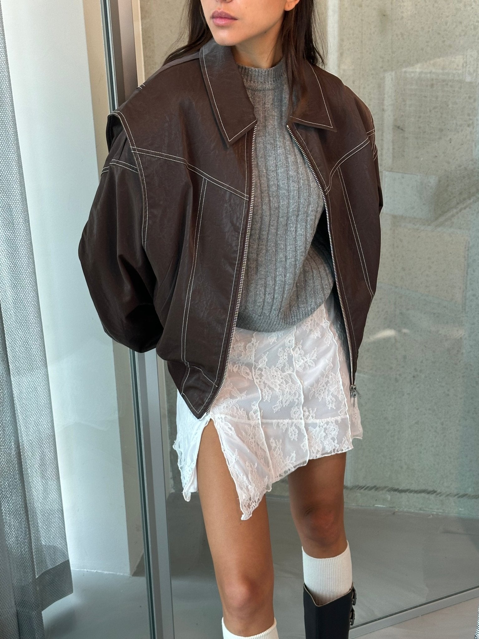 Romy – Oversized Leather Bomber Jacket - Brown - S