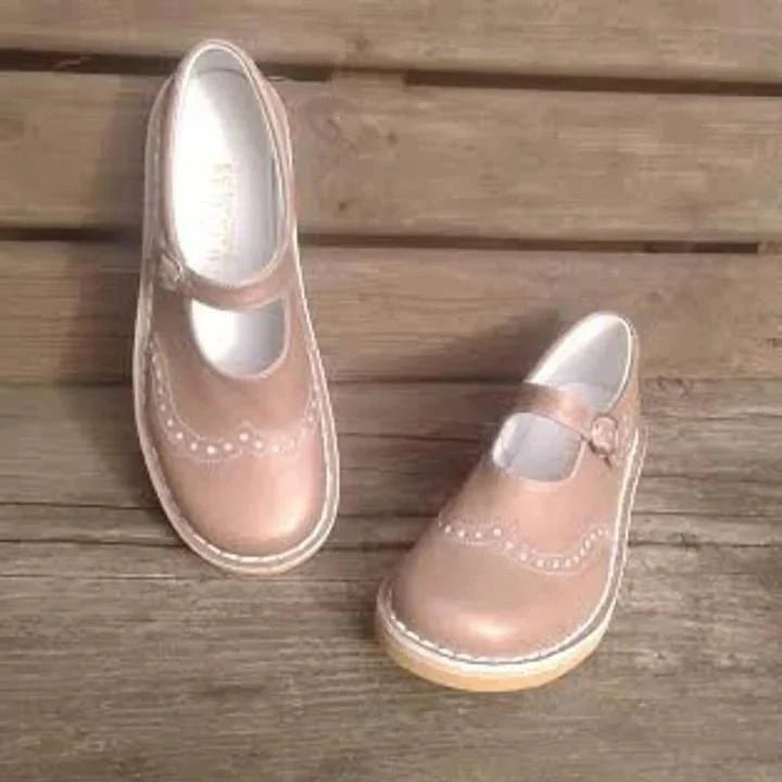 Luisa – Stylish Shoes