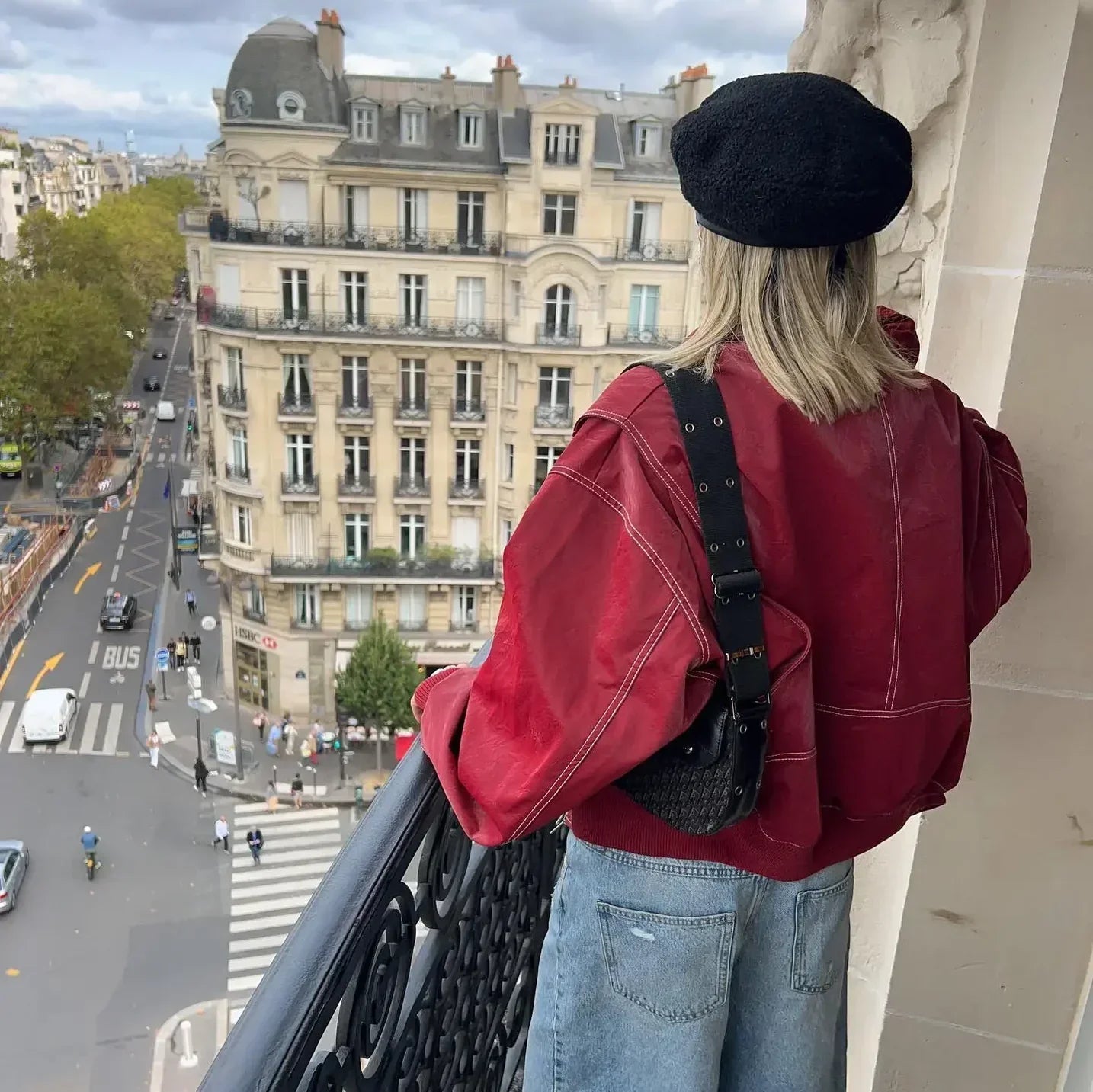 Romy – Oversized Leather Bomber Jacket - Red - S